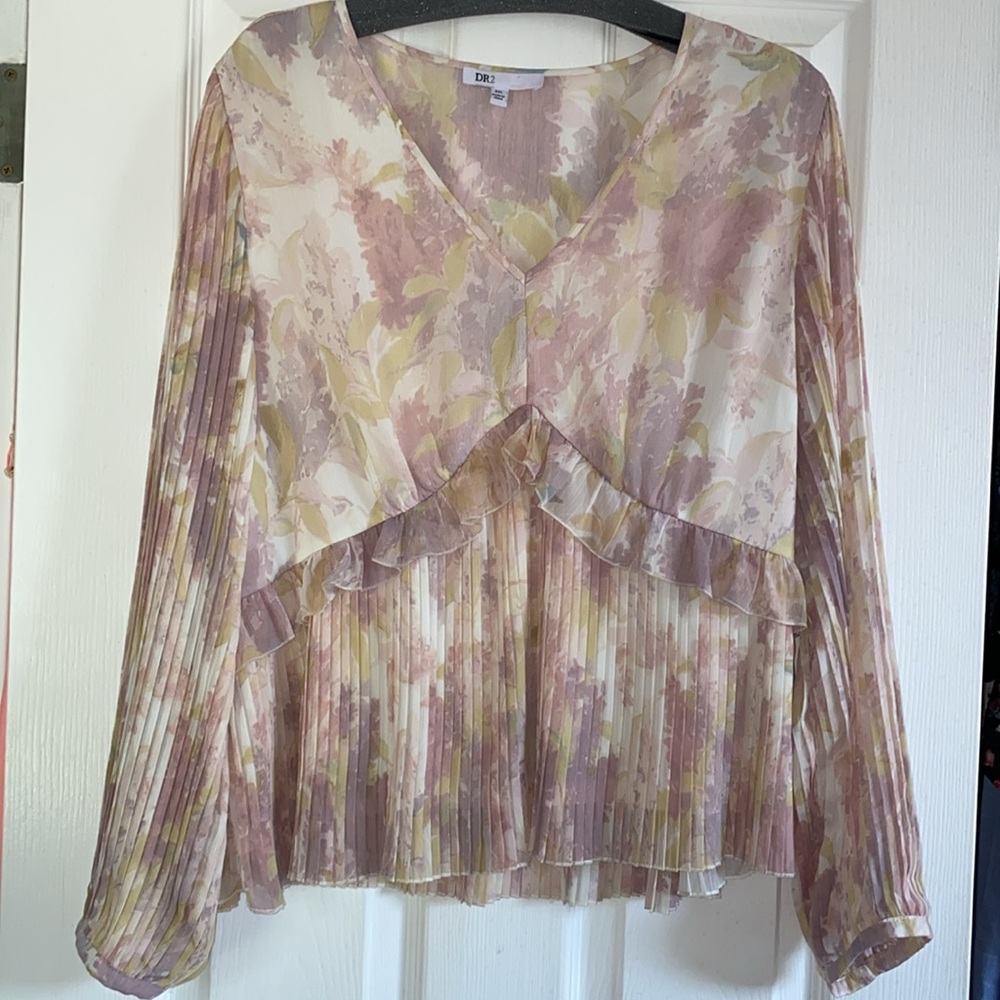 Boho style vneck blouse - Picture 6 of 6